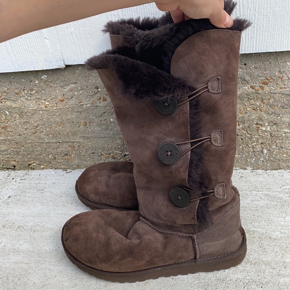 Brown Ugg boots - Picture 2 of 6